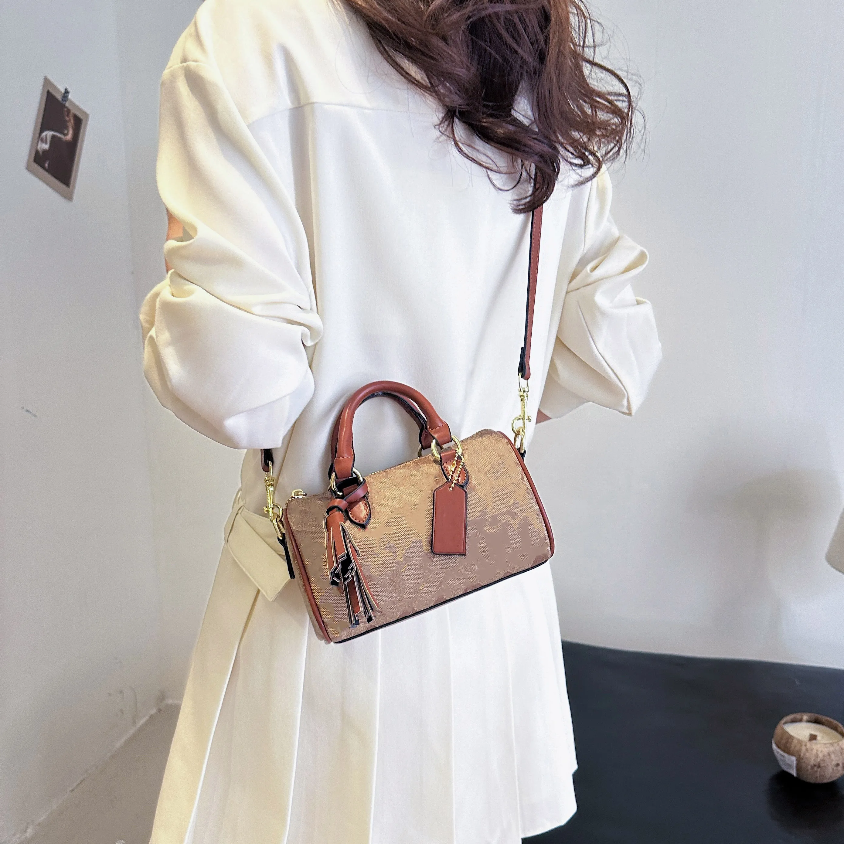 Classic Flower Pattern Mini Boston Purse: Premium Leather