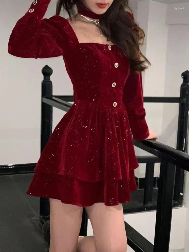 Casual A-Line Junior Dress Women Square Collar Red Gold Velvet Polyester  Pullover Autumn Winter from Dhgate Basic & Casual Dresses - price 36.58