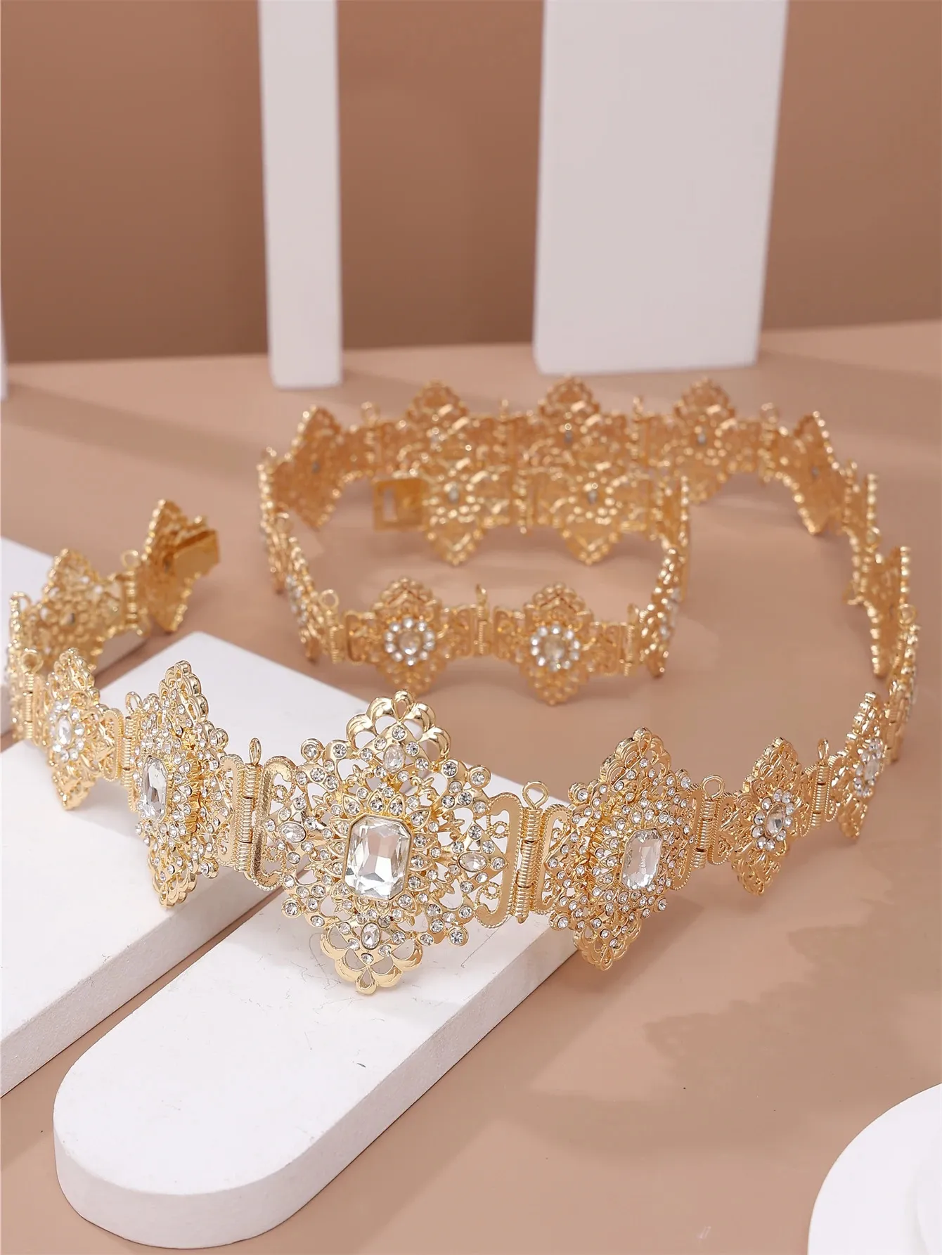 Ceinture Nuptiale En Cristal Dore Bijoux Marocain Reglable Chaine De Taille Caftan Du 8 78 DHgate