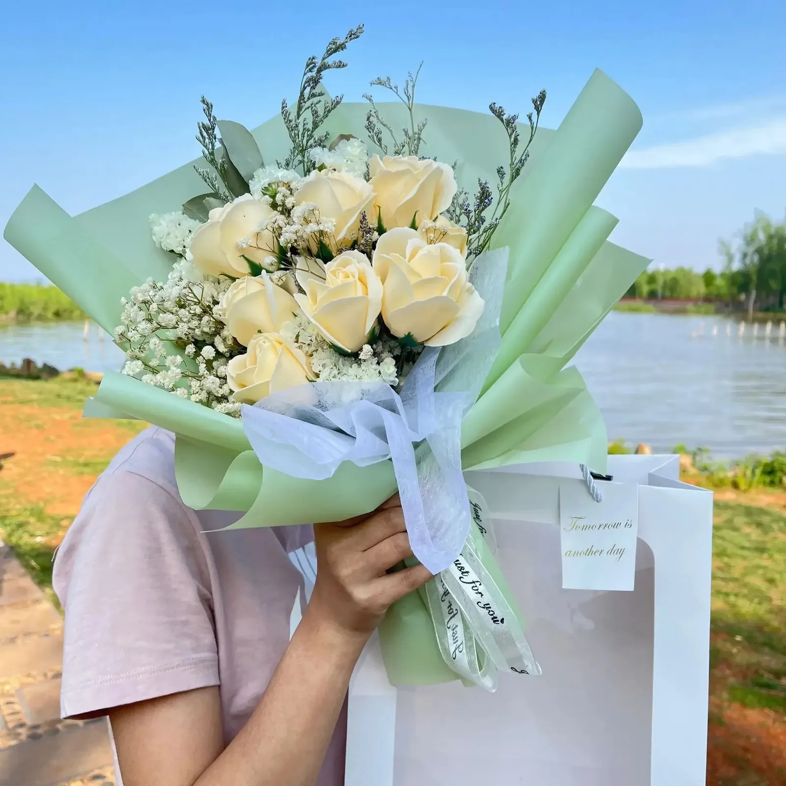 DECORTÉ Eternal Bloom Collection 2025 DECORTÉ Eternal Bloom Collection Limited Edition – Everglow Cosmetics