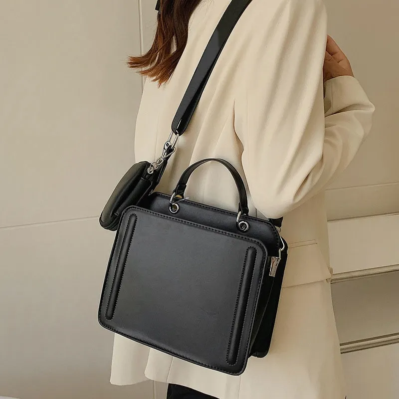 DHgate.com:Womens Designer Leather Shoulder Bag, Bucket Hat