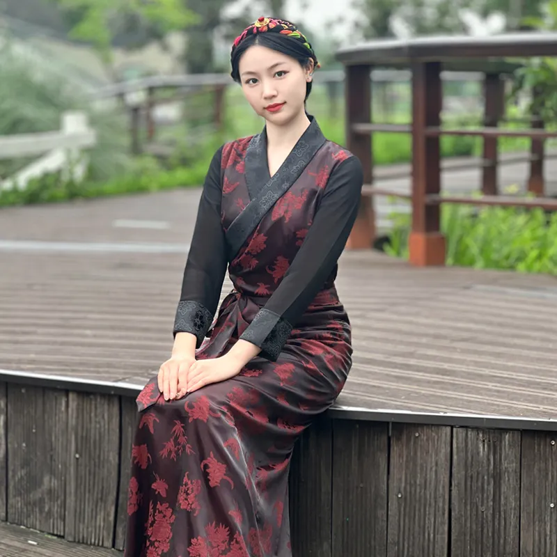 Tibetan Dresses: Buying Guide for SME Retailers & Dropshippers