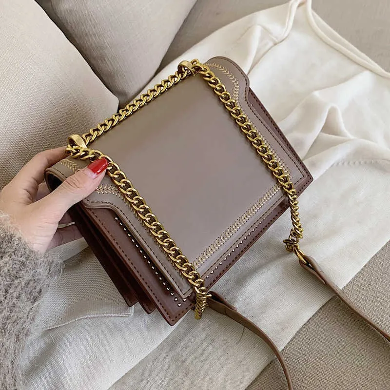 DHgate Womens Leather Crossbody Bag Retro Bee Design Simple Mirror High Quality Designer Handbag Bags Luggage Accessories