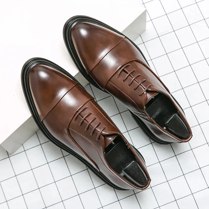Wholesale Mens Italian Leather Dress Shoes Formal Wedding Flats For  Business & Parties 2024 Collection At Only $42.84 | DHgate.Com