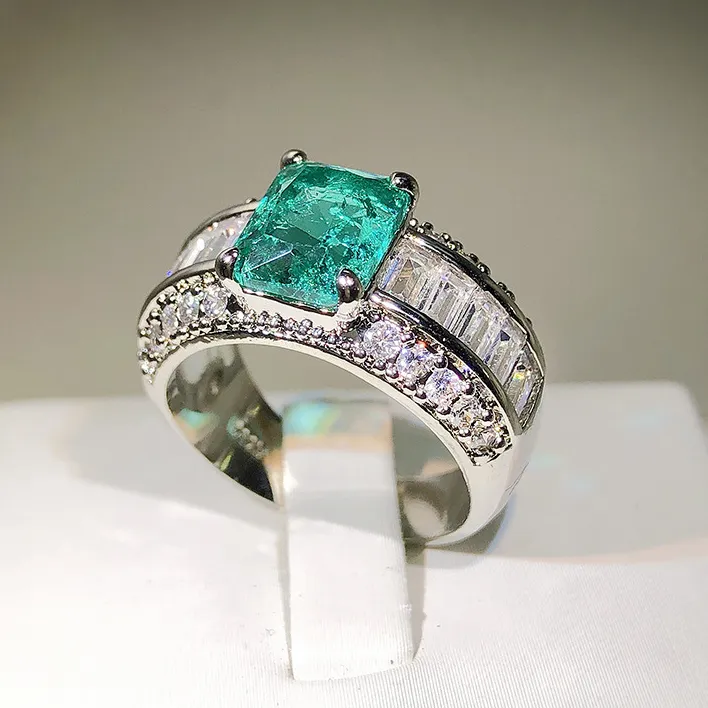 Designer Rings Luxury Green Wide High Quality Moissanite Crystal Inlaid Zircon Ring Jewelry Gifts_voghion.com