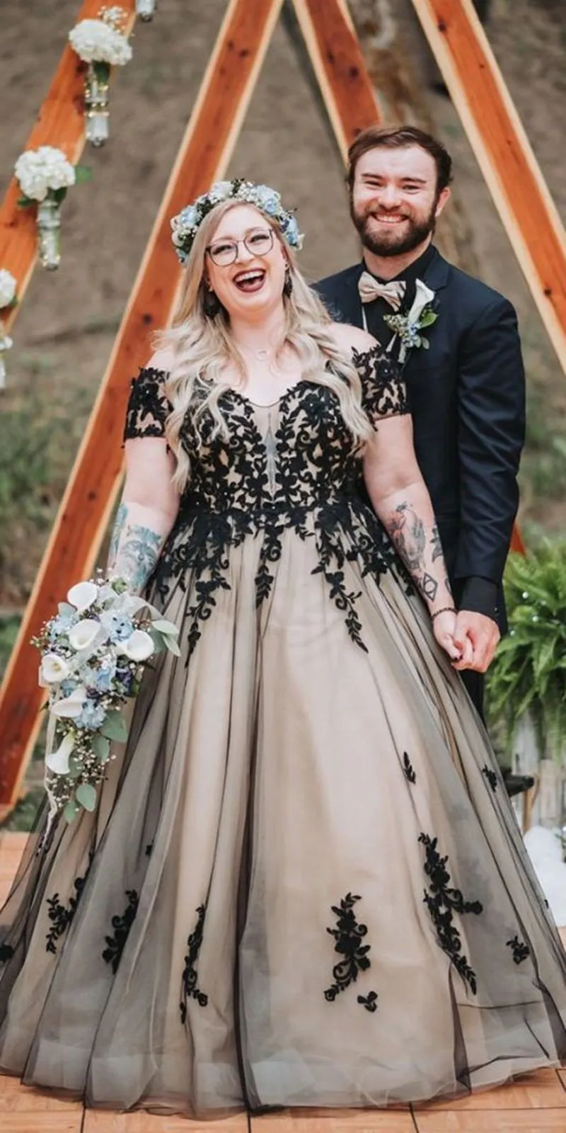 Wedding Gown Black And Champagne Prom Dress Off Shoulder V-Neck A-Line  Wedding Dress, Black