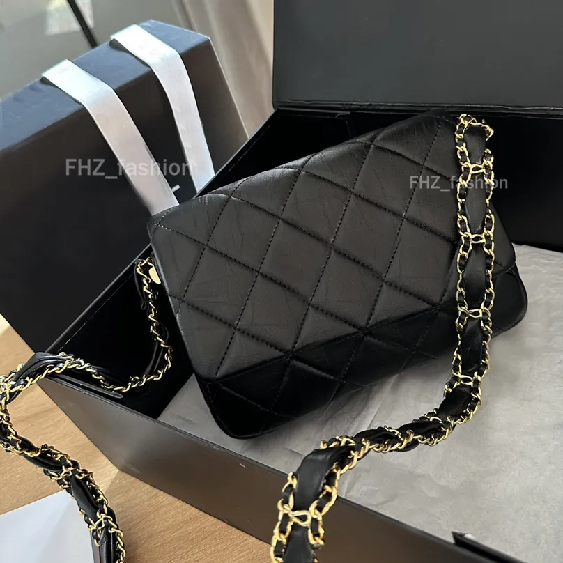 Ladies handbags with chain handles hot sale