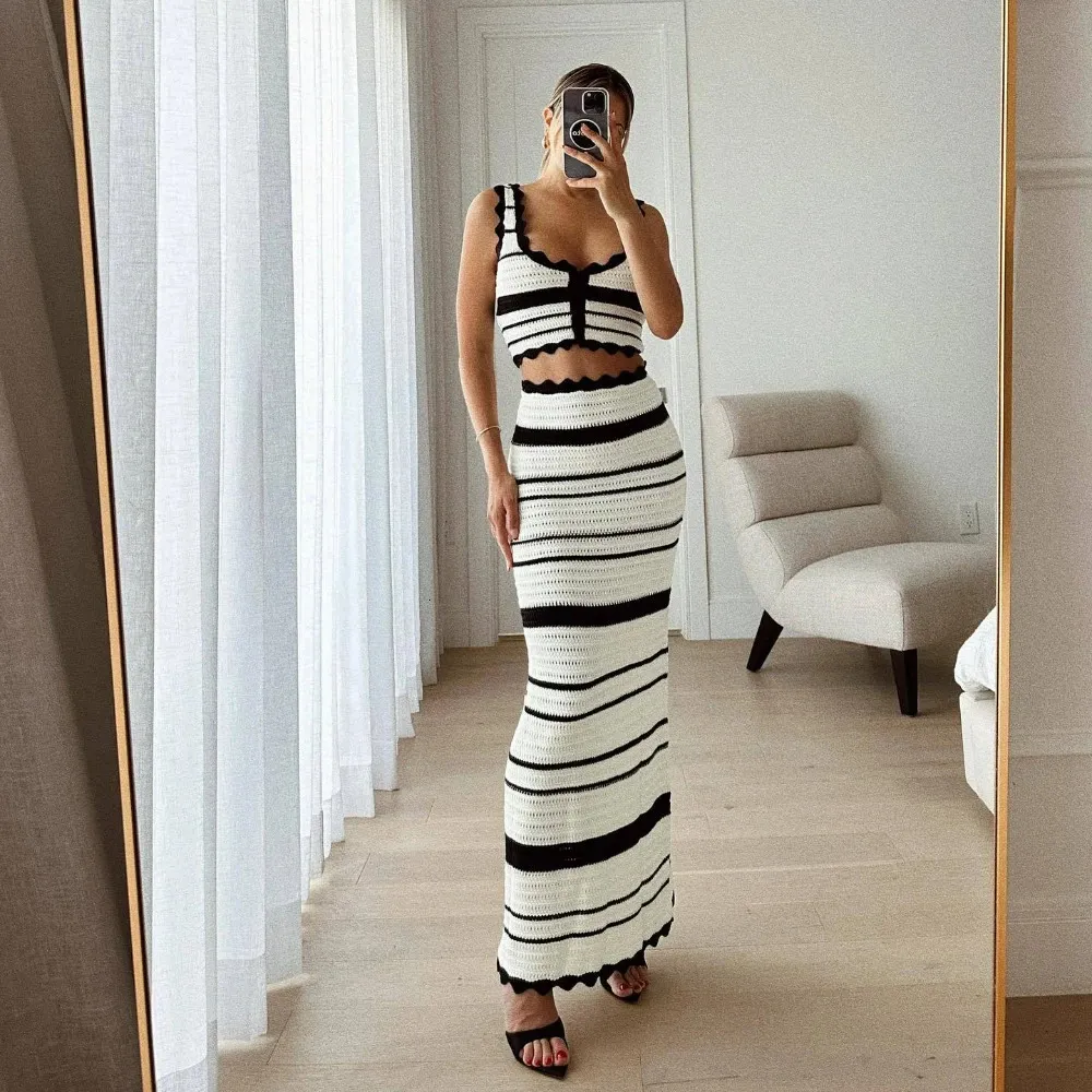 Bohemian Striped Beach Casual Maxi Skirt Set Sexy Backless Slim Fit Summer Outfit For Holidays Two Piece Matching Style 240711 From Bong01 24.12 DHgate.Com