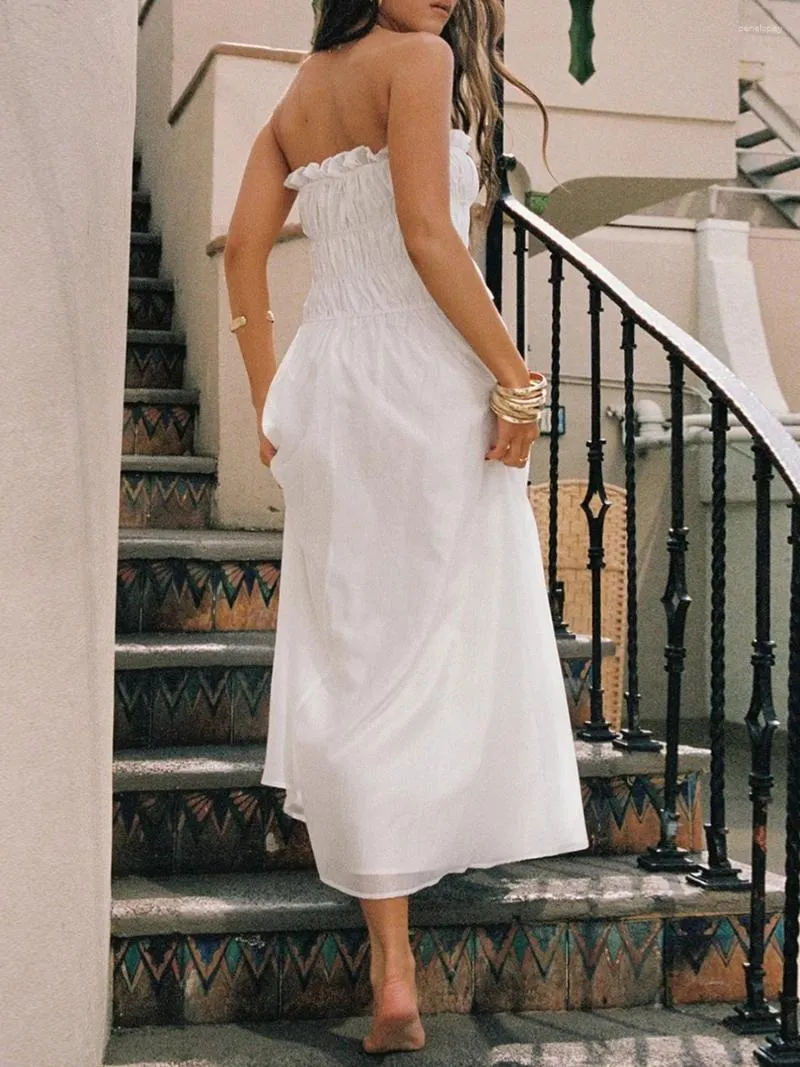 knee length dresses for ladies Dreamyannie Women Strapless Short Beach Wedding Dress Bodycon Satin Bridal  Gown with 3D Flowers  Dreamyannie UK
