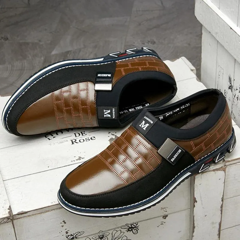 Casual Shoes Fashion Mens Dressing Comfortable Men Loafer Genuine Leather Zapatillas Hombre Slip-On Leisure Driving Sneakers Man