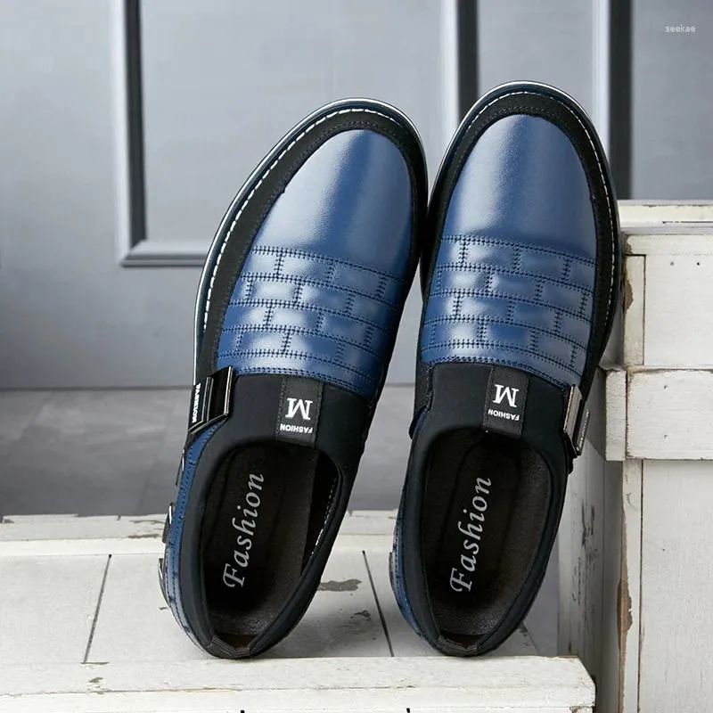 Casual Shoes Fashion Mens Dressing Comfortable Men Loafer Genuine Leather Zapatillas Hombre Slip-On Leisure Driving Sneakers Man