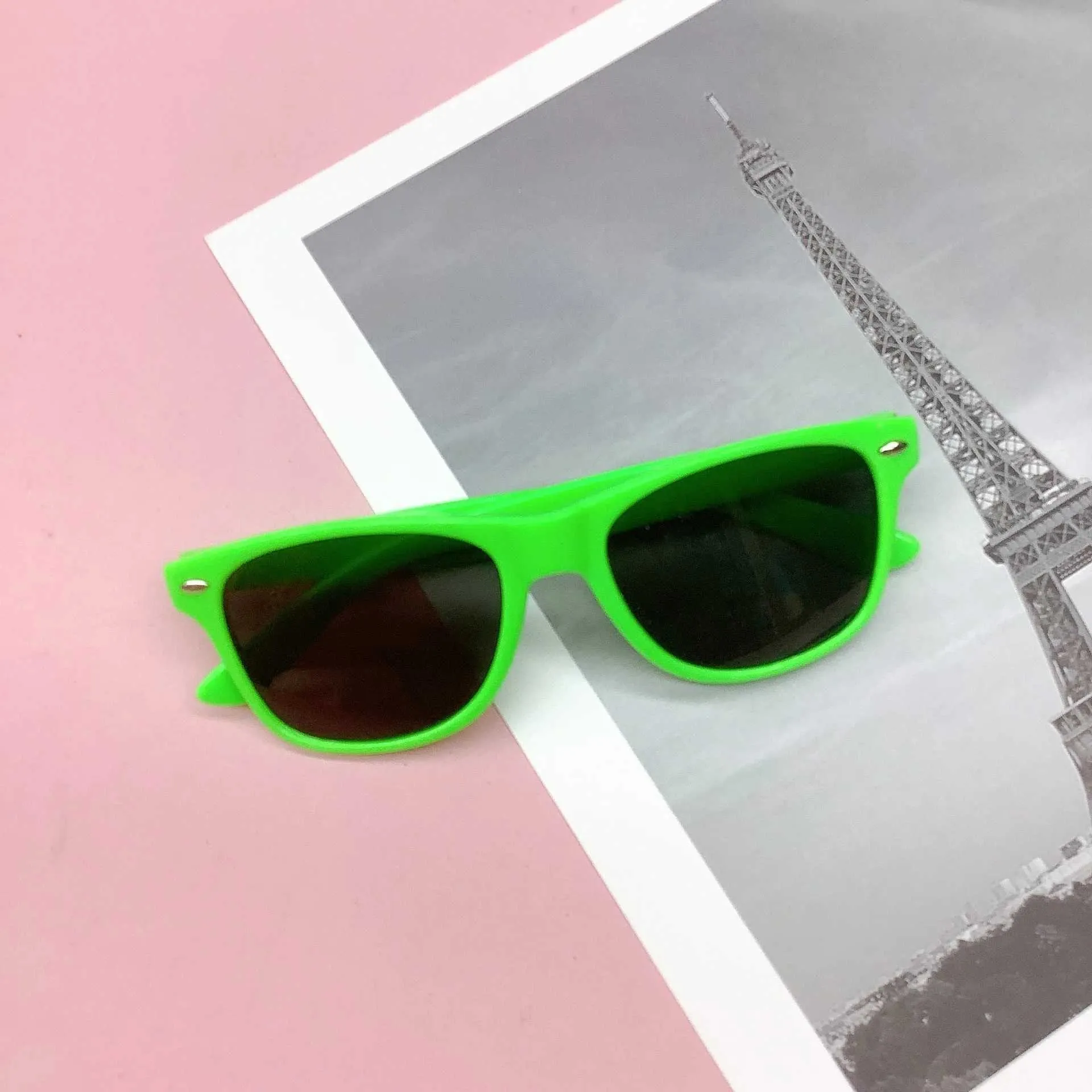 Childrens round frame sunglasses with acrylic UV protection 