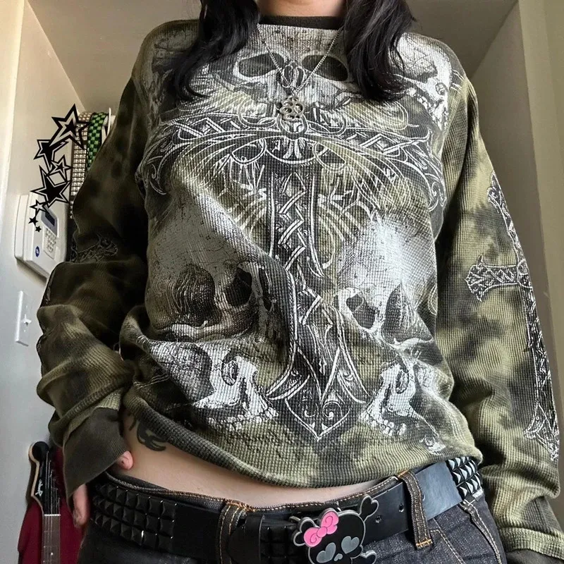 00s Cross Skull Print E-girl T-shirt Cyber Grunge Emo Y2K Streetwear Autumn Long Sleeve Tops E-girl Gothic Punk Women Men Tees 240712 00s Cross Skull Print E-girl T-shirt Cyber Grunge Emo Y2K Streetwear Autumn Long Sleeve Tops E-girl Gothic Punk Women Men Tees 240712