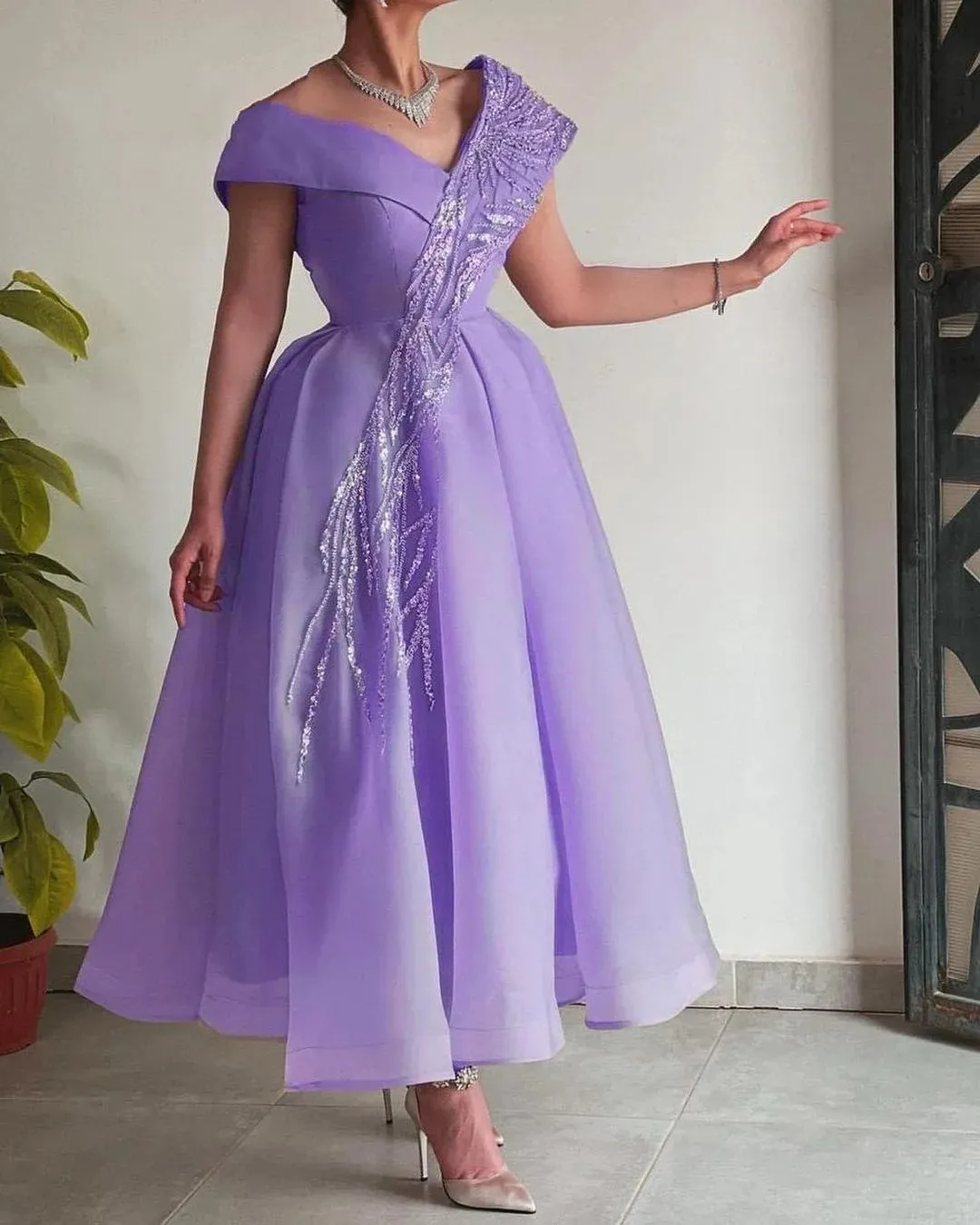 Elegant One Shoulder Lace Appliques Organza Prom Dress for Formal Evening