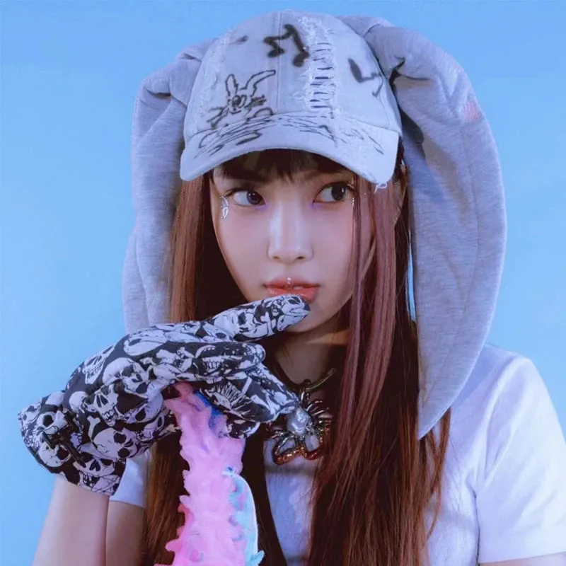 Newjeans Minji Haerin OMGステージロングウサギ耳帽子Y2Kスタイル 