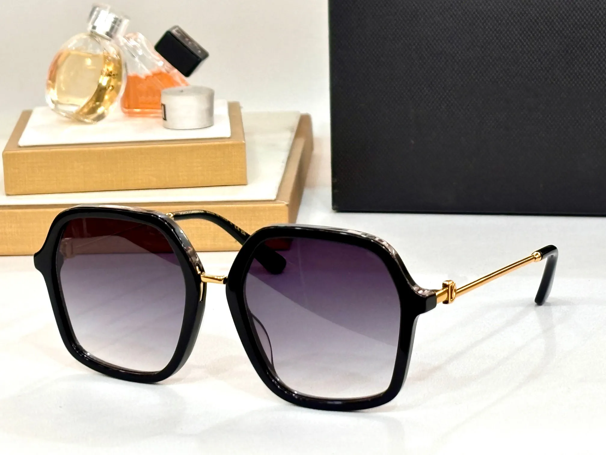Gafas De Sol Gucci Modelo Unisex Cuadrado Negro Clásico íntegramente De