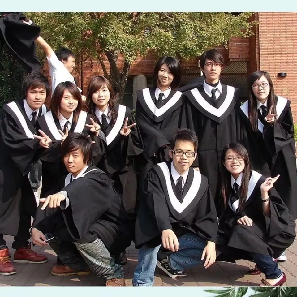 Formal graduation clothing with national wind style for college students aged 18-24 years Formal graduation clothing with national wind style for college students aged 18-24 years