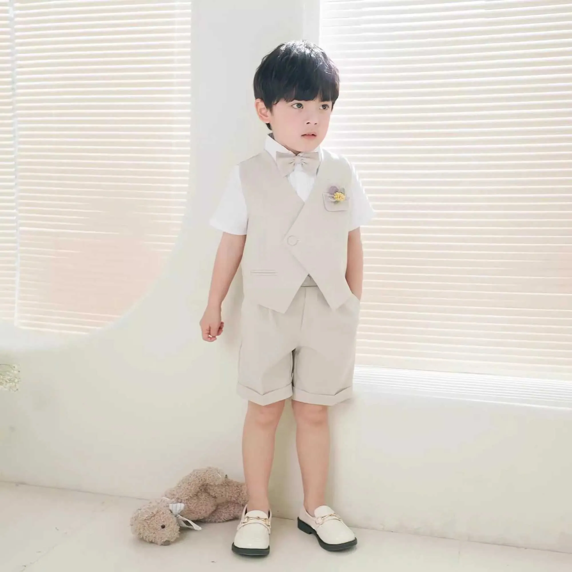 Boys Wedding Suit Set: Vest, Shorts Bowtie Kids Formal Outfit