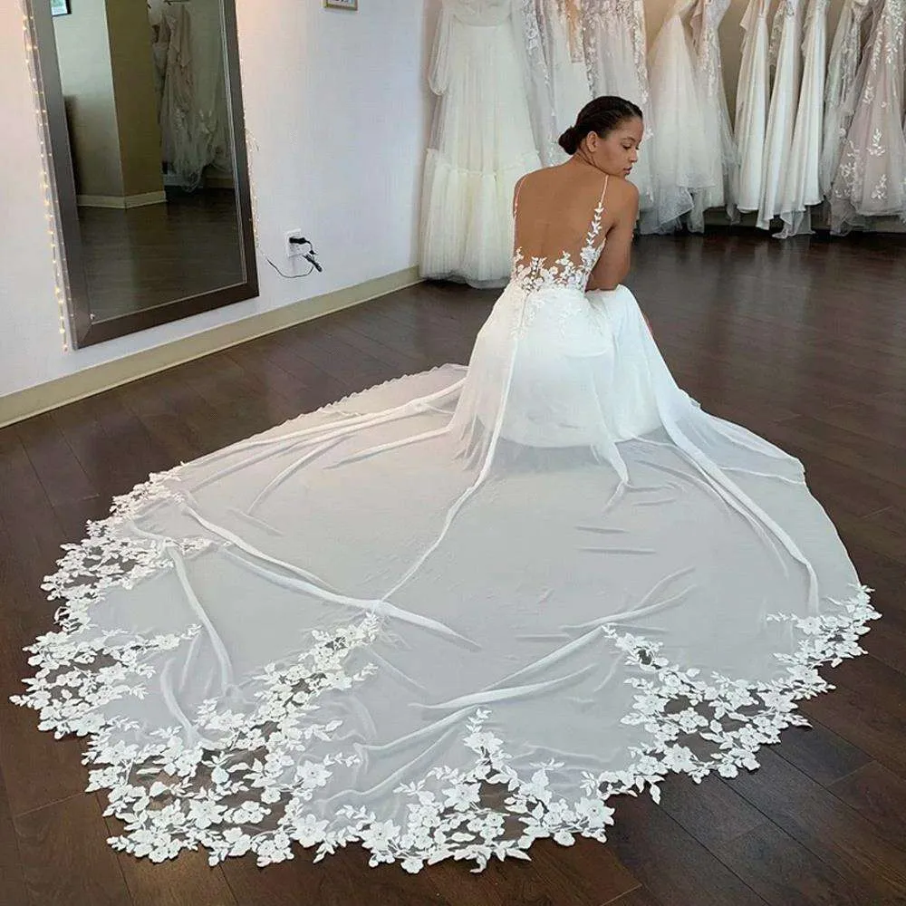chinese dress ladies Classic Spaghetti Straps V-Neck Beach Simple Mermaid Wedding Dress US8 / White