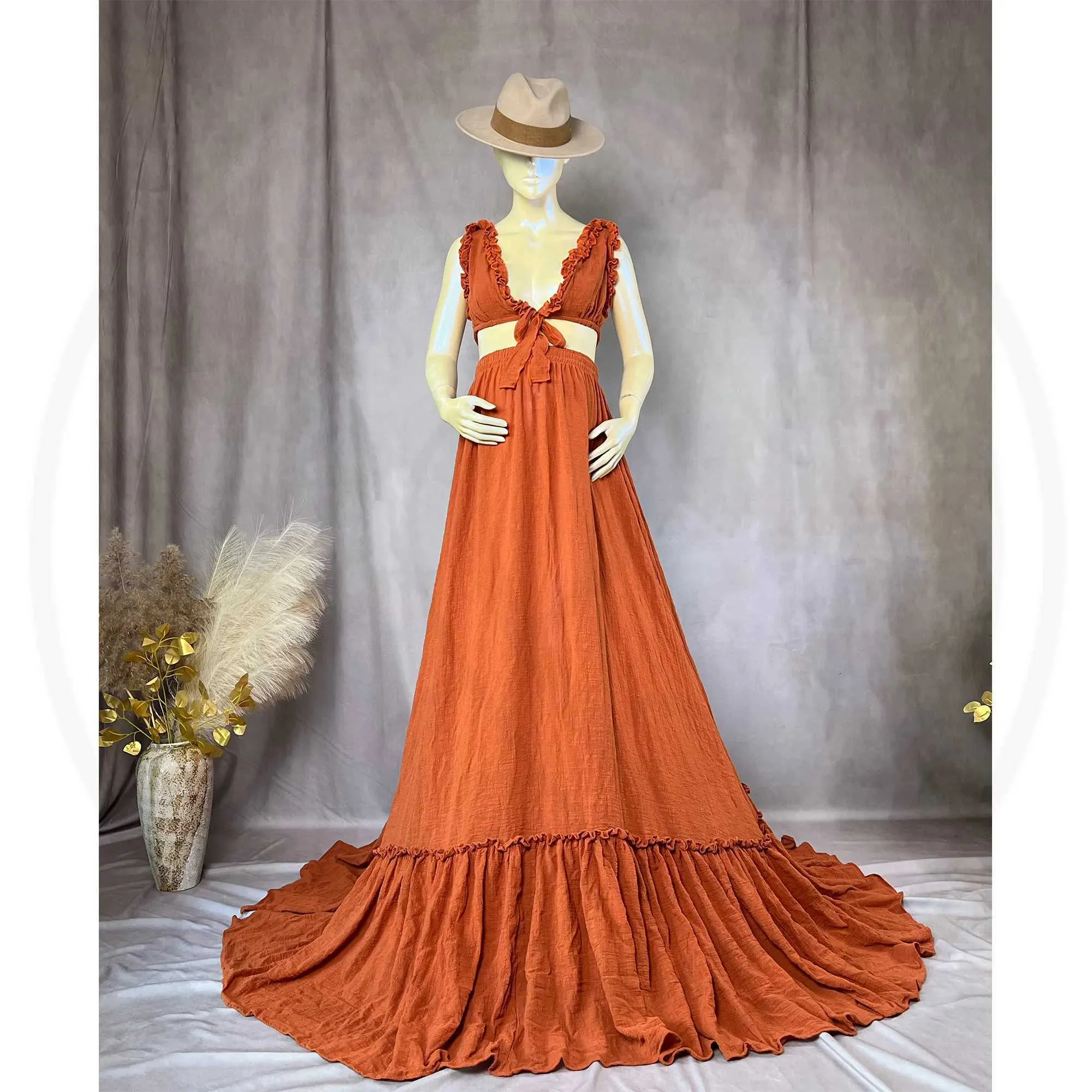 Fall photoshoot maternity ensemble