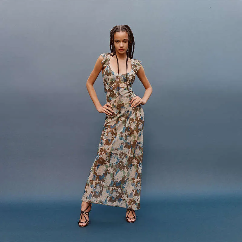 Sexy and Translucent Silk Lace Dress with Ruffled Edges and Slim Fit Waist