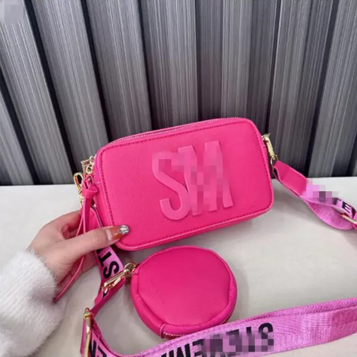DHgate.com:2024Textured Mini Crossbody Bag for Women DHgate.com:2024Textured Mini Crossbody Bag for Women