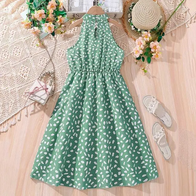 green emerald velvet dress Simplee Womens Summer Midi Dress Casual Boho Smocked Waist Flutter Sleeve A  Line Flowy Tiered Dress with Pockets Army Green at Amazon Women's Clothing  store main image 0