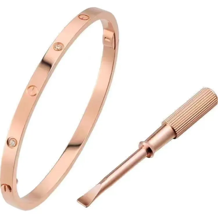 Gold bracelet with screwdriver hotsell