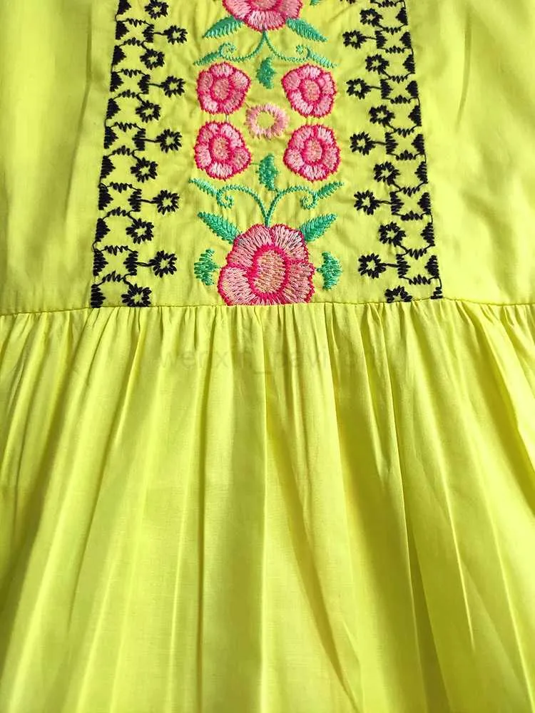green emerald velvet dress Embroidered Floral Dress main image 1