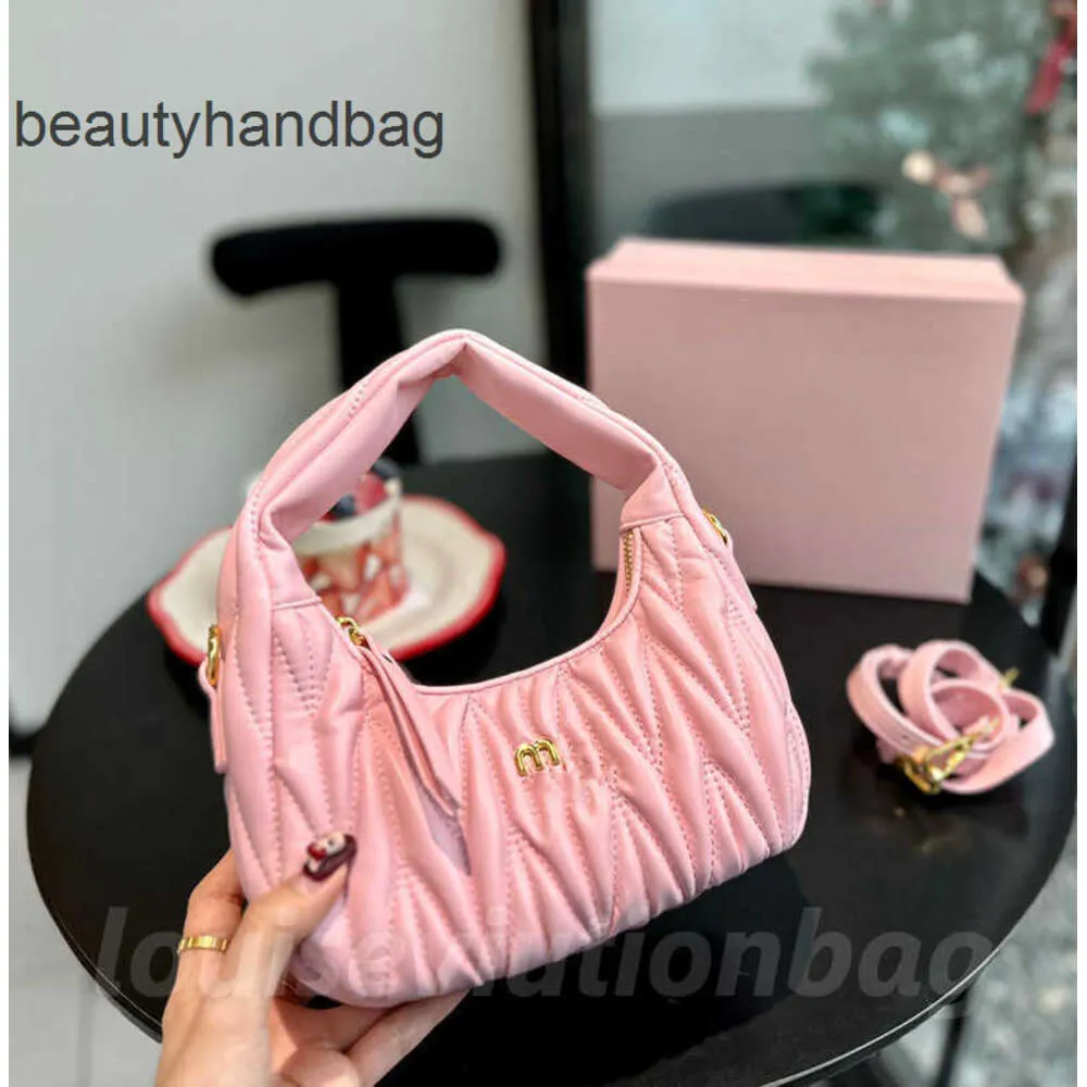 DHgate.com:Miumiuu Matelasse Wander Bag Womens Luxurys