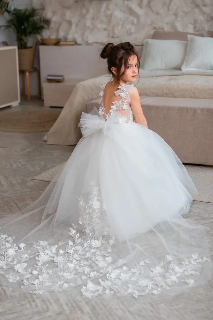 Princess Ivory Flower Girl Dress with Detachable Bow Train 3D Floral Appliques Jewel Neck Floor-Length Ball Gown from Dhgate Flower Girls' Dresses - price 102.37 Princess Ivory Flower Girl Dress with Detachable Bow Train 3D Floral Appliques Jewel Neck Floor-Length Ball Gown from Dhgate Flower Girls' Dresses - price 102.37