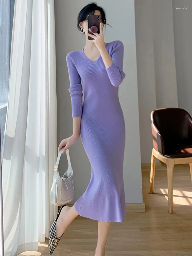 Elegant Knitted Midi Dress: Women's Long Sleeve V-Neck Sweater Dress  Purple, Black, Korean Style, Bodycon, Autumn Vintage Clothing