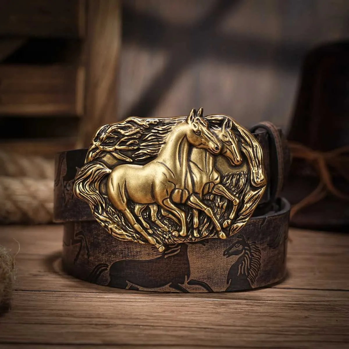 Western Cowboy Belt for Men - PU Leather Waist Strap with 