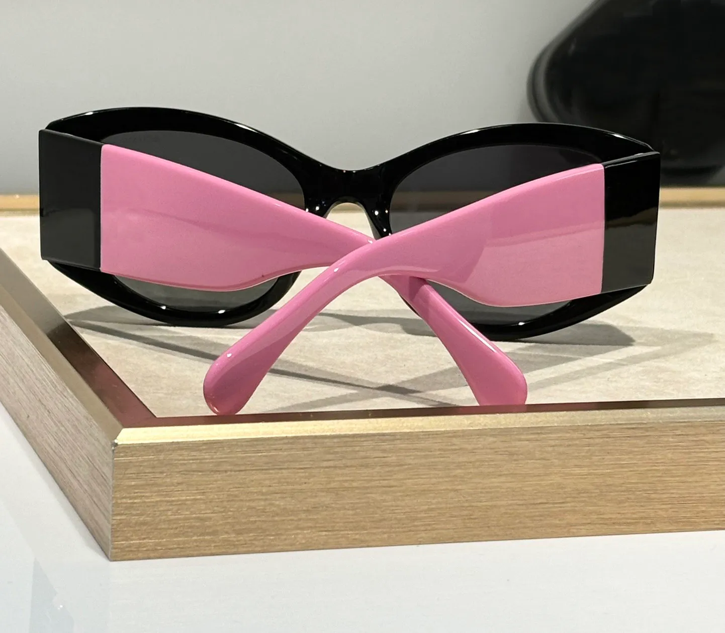 New Black Womens Sunglasses w/Pink Case Amazon.com: lady sunglasses Skateboard Wood Polarized  main image 4