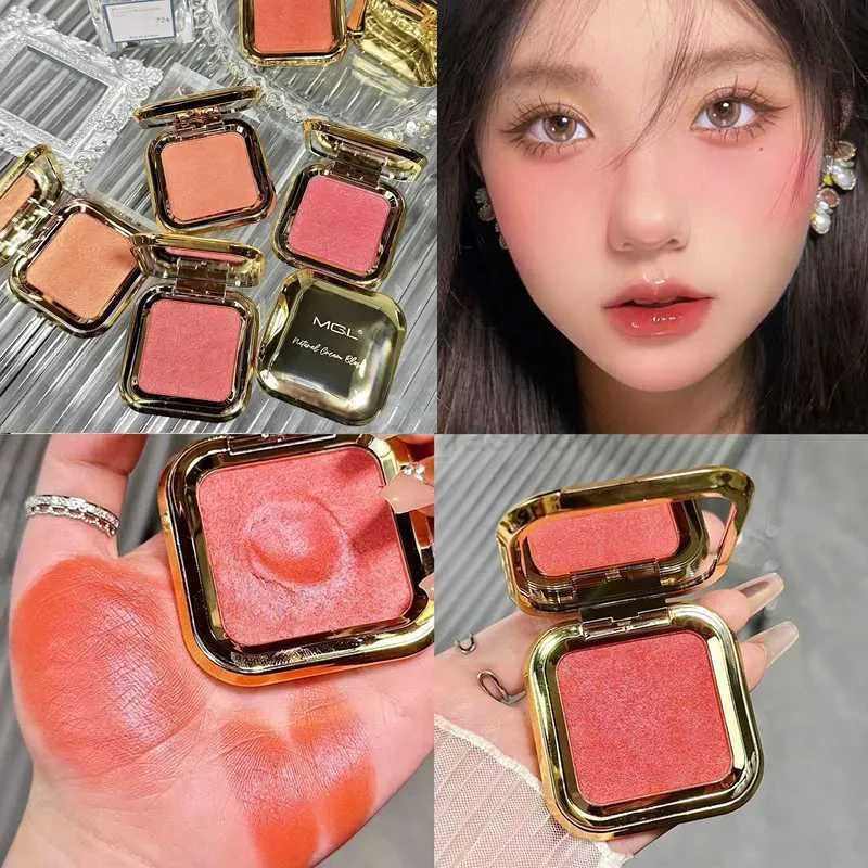 Blush Ball Peach Powder Blush Monochrome Matte Spray Instant Makeup, Suitable For Any Crowd To Enhance Complexion And Make Skin Look Flawless