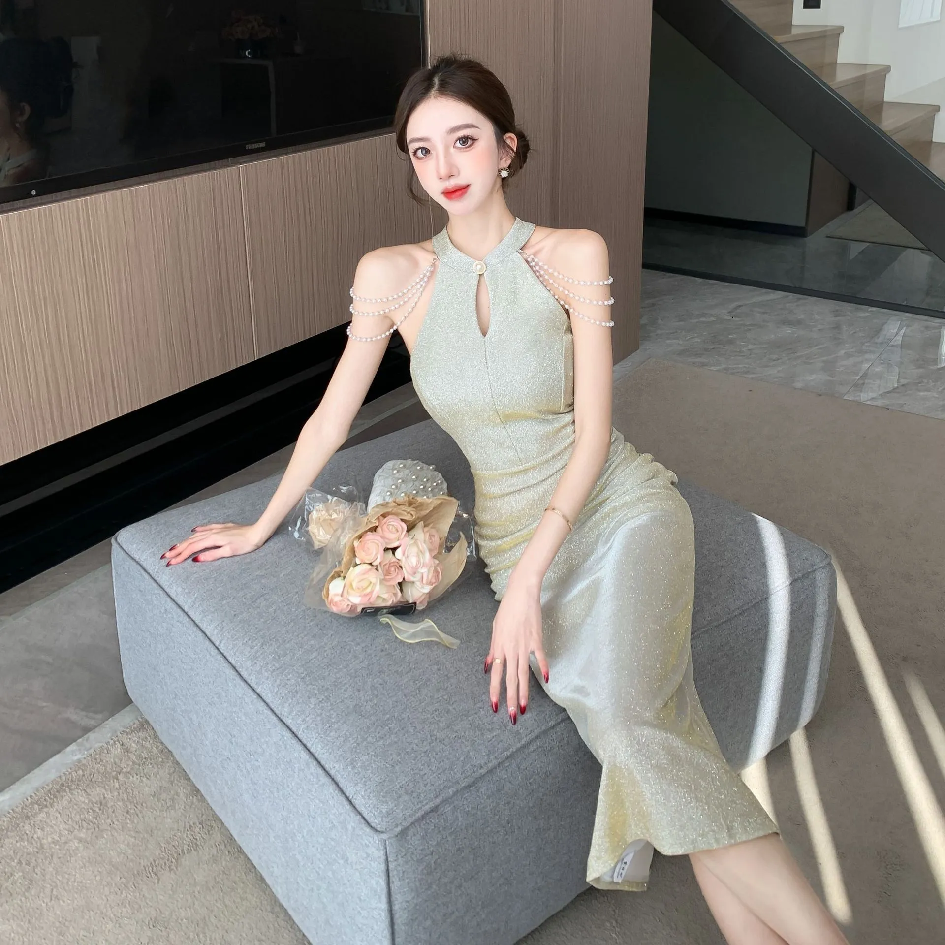 Chinese style cheongsam dress with mid-length split hip skirt, sleeveless,  V-neck, 100% cotton, ankle-length, summer from Dhgate Urban Sexy Dresses -  price 35.61