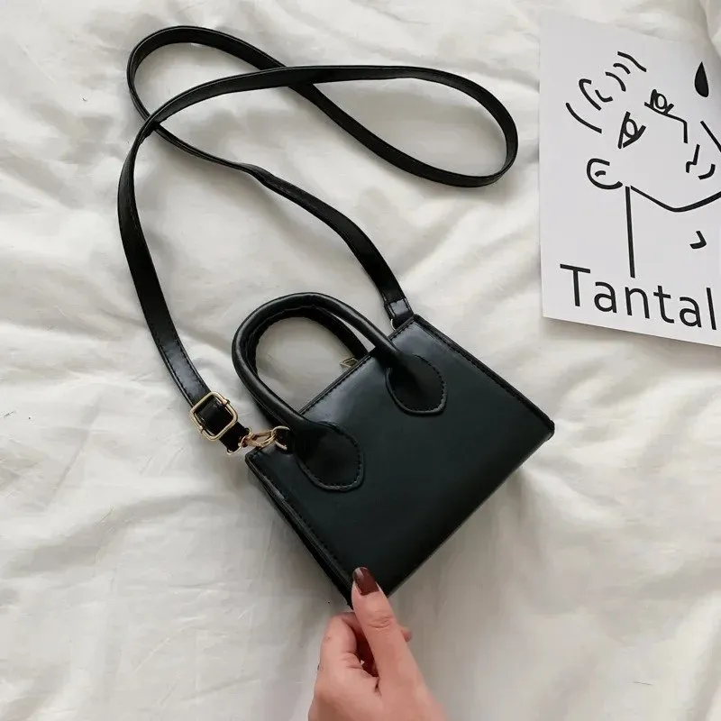 【COSYHARU】Square Minimal Cross Bag COSYHARU】Square Minimal Cross Bag (COSYHARU/ショルダー