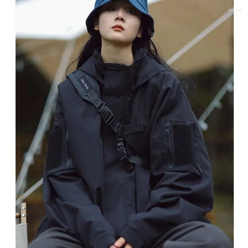 DHgate.com:Japanese Streetwear Techwear Oversized Womens