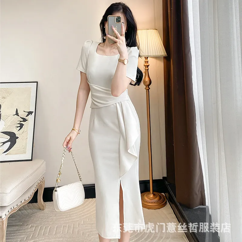 cinched waist formal dress Halter Neckline Pleated Cinched Waist Dresses main image 0