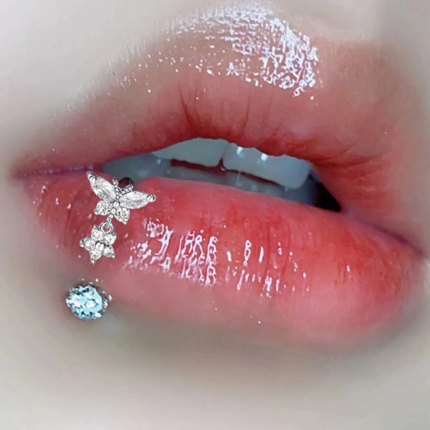 【新品未使用 未開封】Star Pearl Pierces Her lip to LYRA PEARL TEARDROP CLICKER - Body Jewelry - Septum Rings