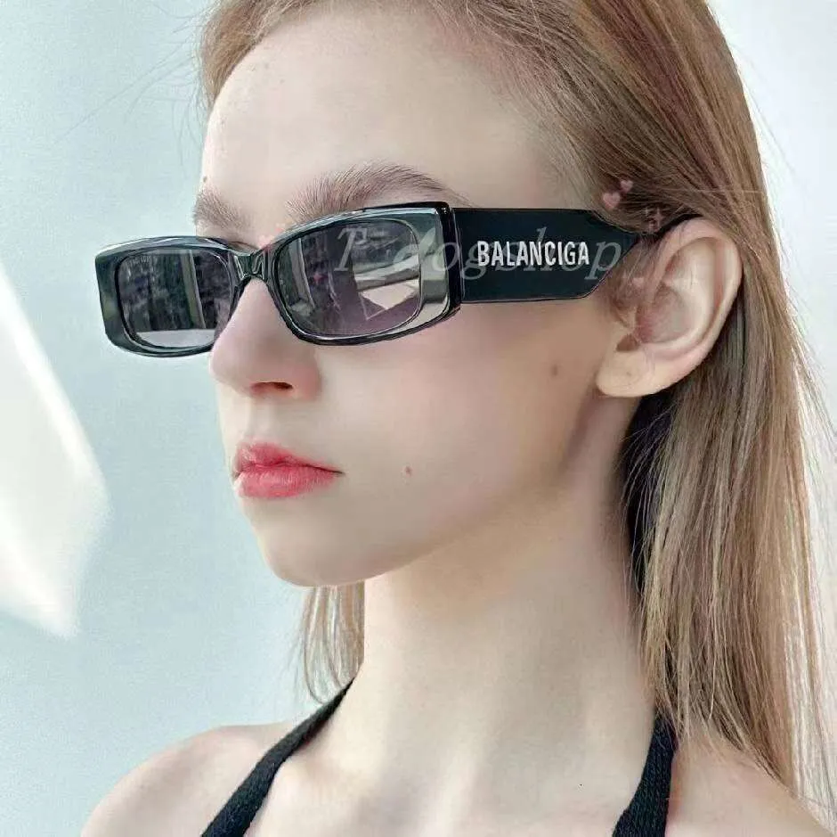サングラス BALENCIAGA Woman Sunglasses Steel 812830T0005 8337 DHgate.com:Designer Balenciagia Sunglasses Women Men
