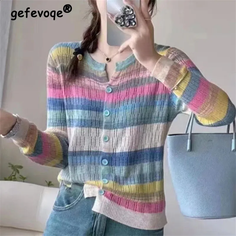 Cardigan Donna Y2K In Maglia: Corto E Con Bottoni - 4
