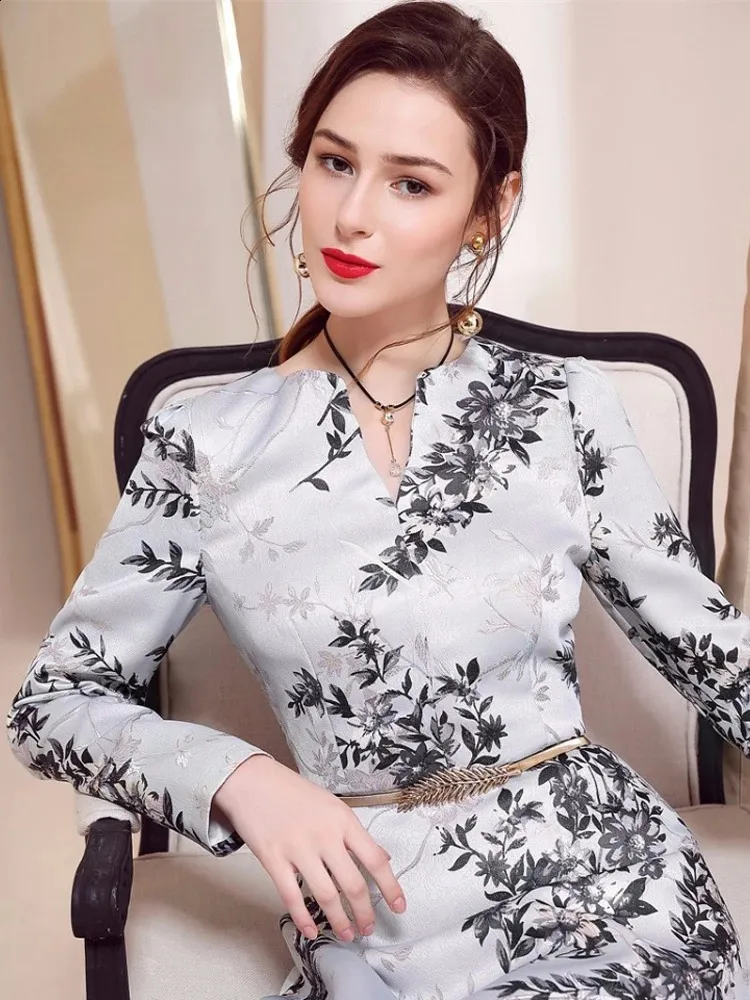 Elegant Floral Long Sleeve Maxi Dress - Autumn/Winter Style