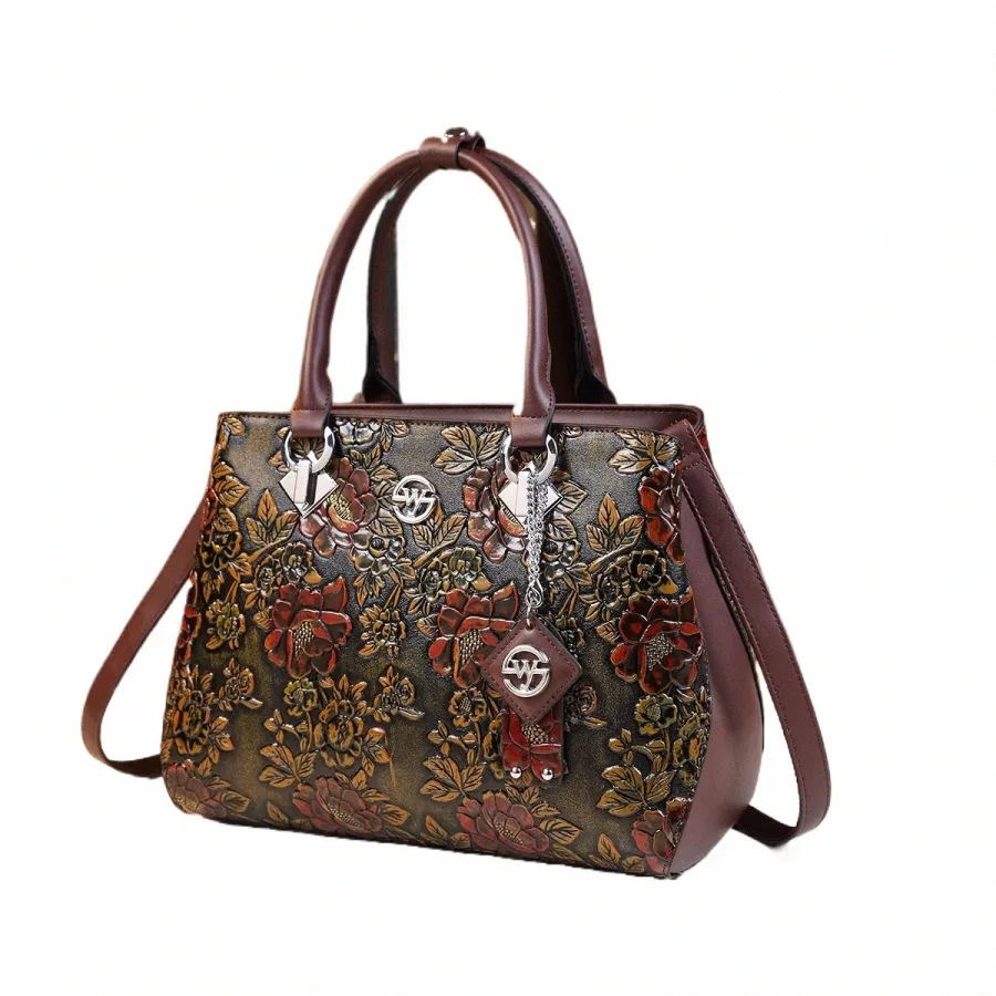 日本未入荷カラーあり◇Small leather handbag with logo plate DHgate.com:Fiable Retro Embossed Crossbody Bag: Chinese