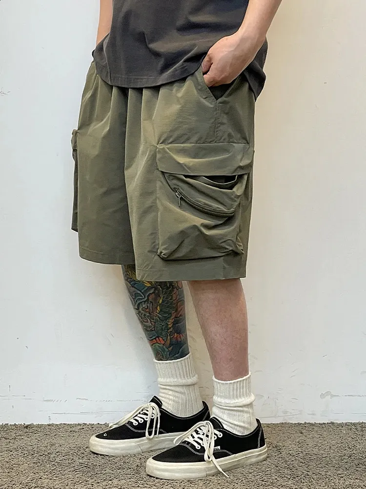 【ほぼ未使用】 S.F.C WIDE CARGO SHORTS YGM限定品 ほぼ未使用】 S.F.C WIDE CARGO SHORTS YGM限定品 - メルカリ