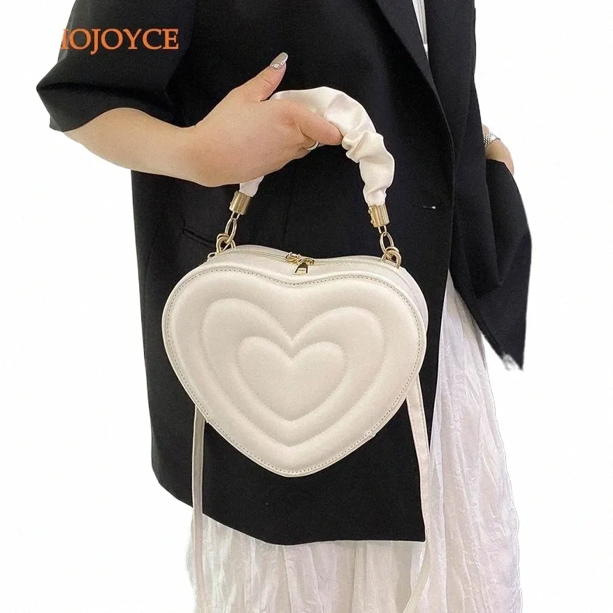 【Anyone more】Kane Vintage Heart Leather Shoulder Bag DHgate.com:Heart-Shaped Crossbody Bag - Vintage Love Satchel