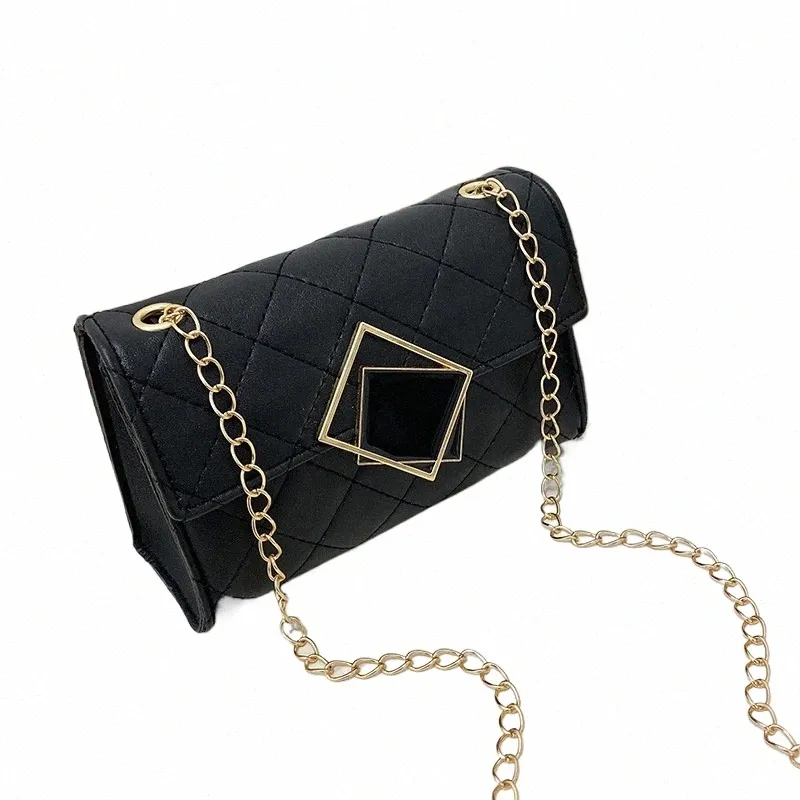 High End Checkered Diamante Chain Crossbody Bag Elegance for Modern Women
