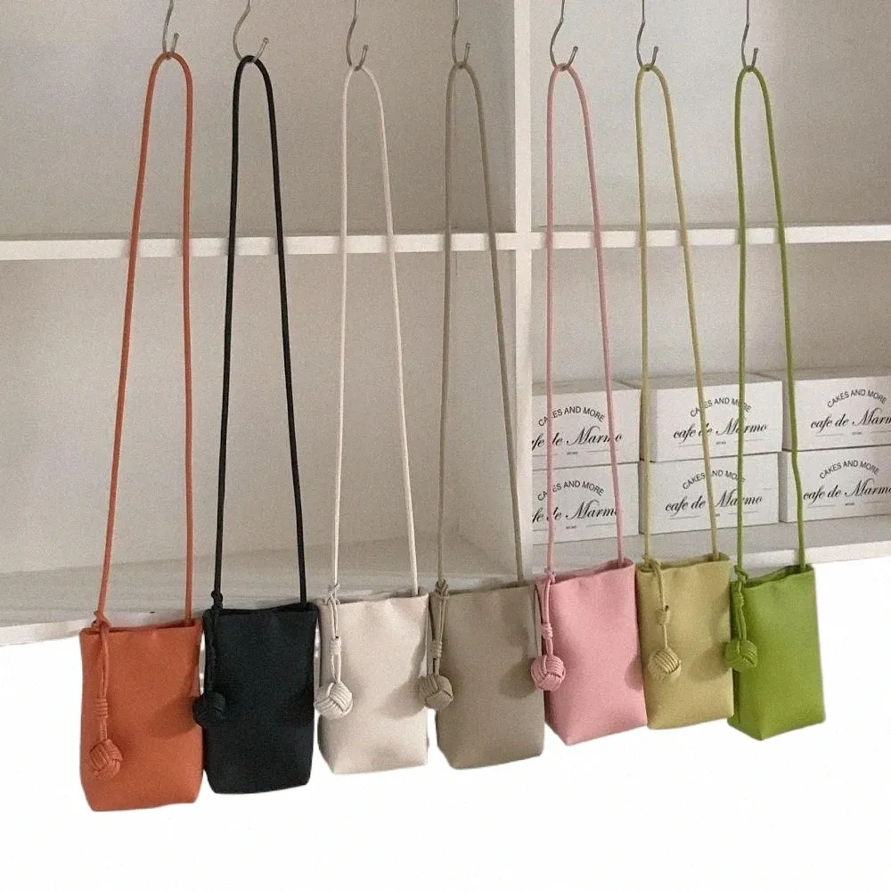 Lightweight crossbody bag deals