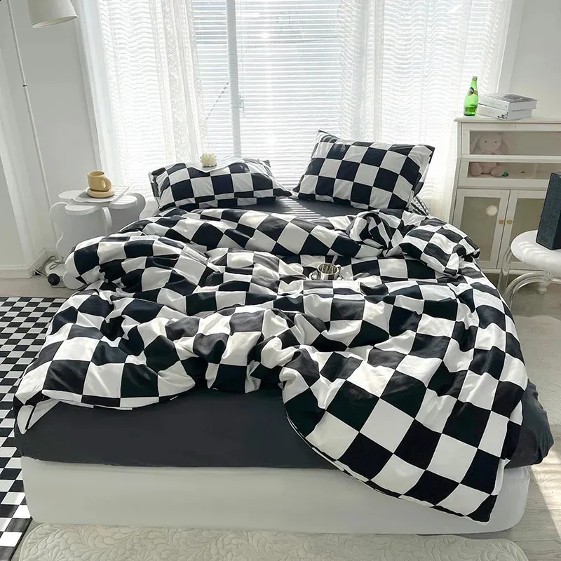 Checkered Plush Coverlet Bedspread Set - Super Soft, 2-3PC, Cooling Microfiber, All-Season Bed Cover