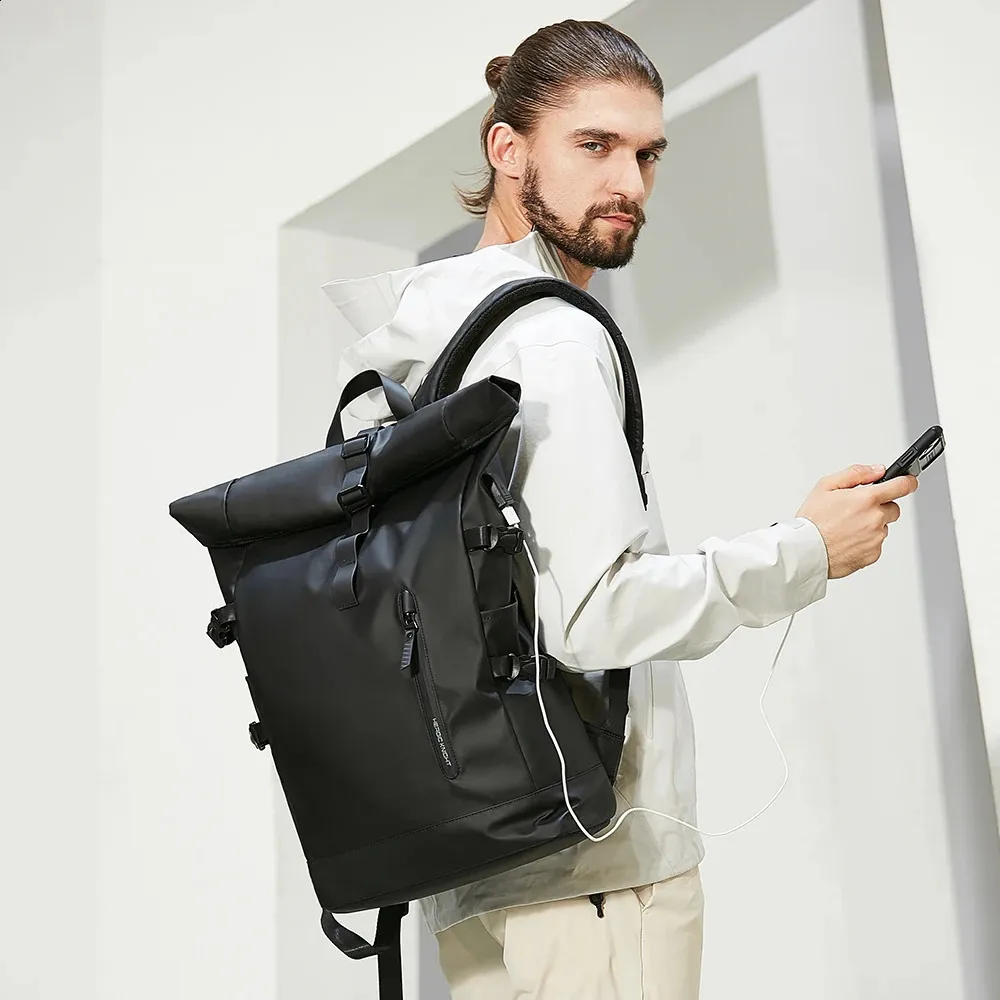 Heroic Knight Waterproof Roll Top Backpack Large Capacity  display picture 3